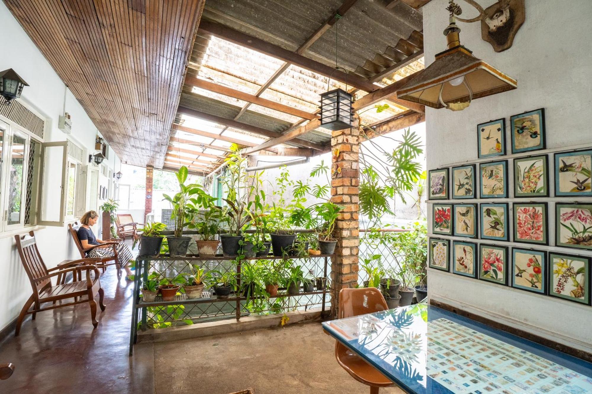 Kandy Inn Madugalle'S Family Guest House Exterior photo