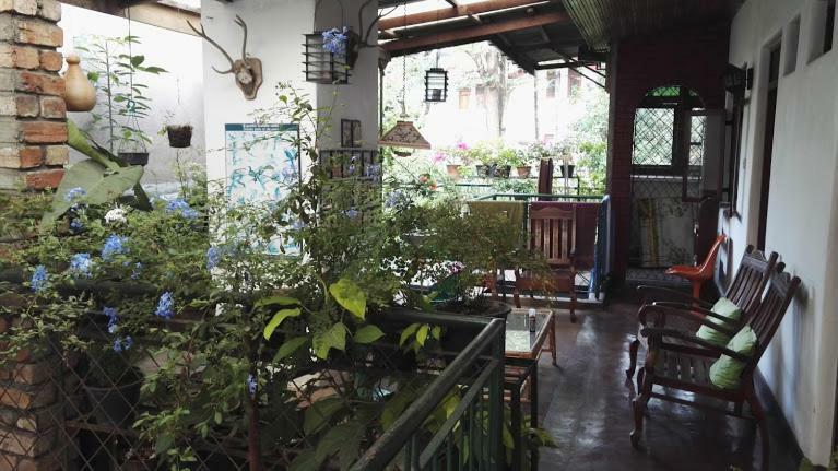 Kandy Inn Madugalle'S Family Guest House Exterior photo